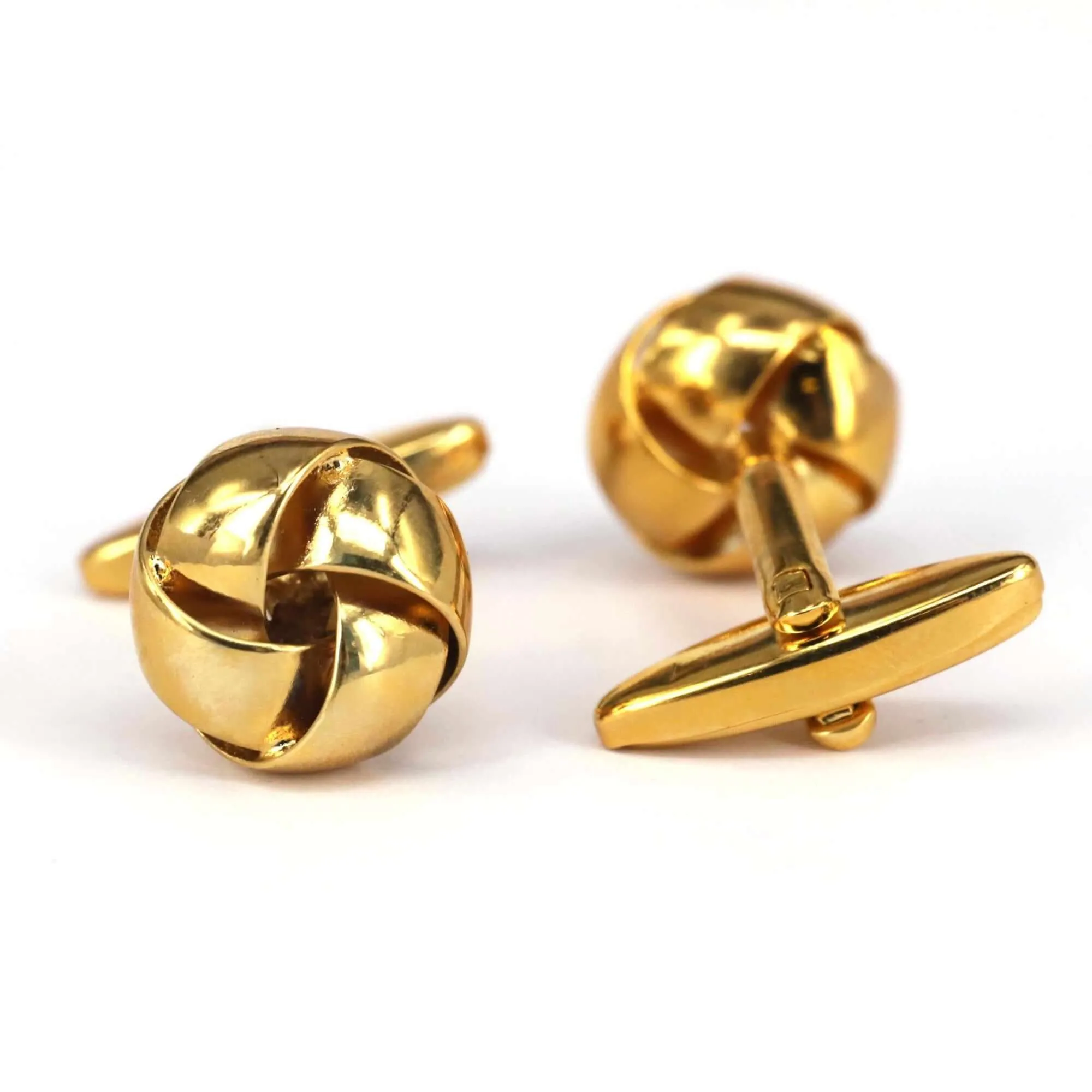 Big Knot in Gold Cufflink (Online Exclusive)