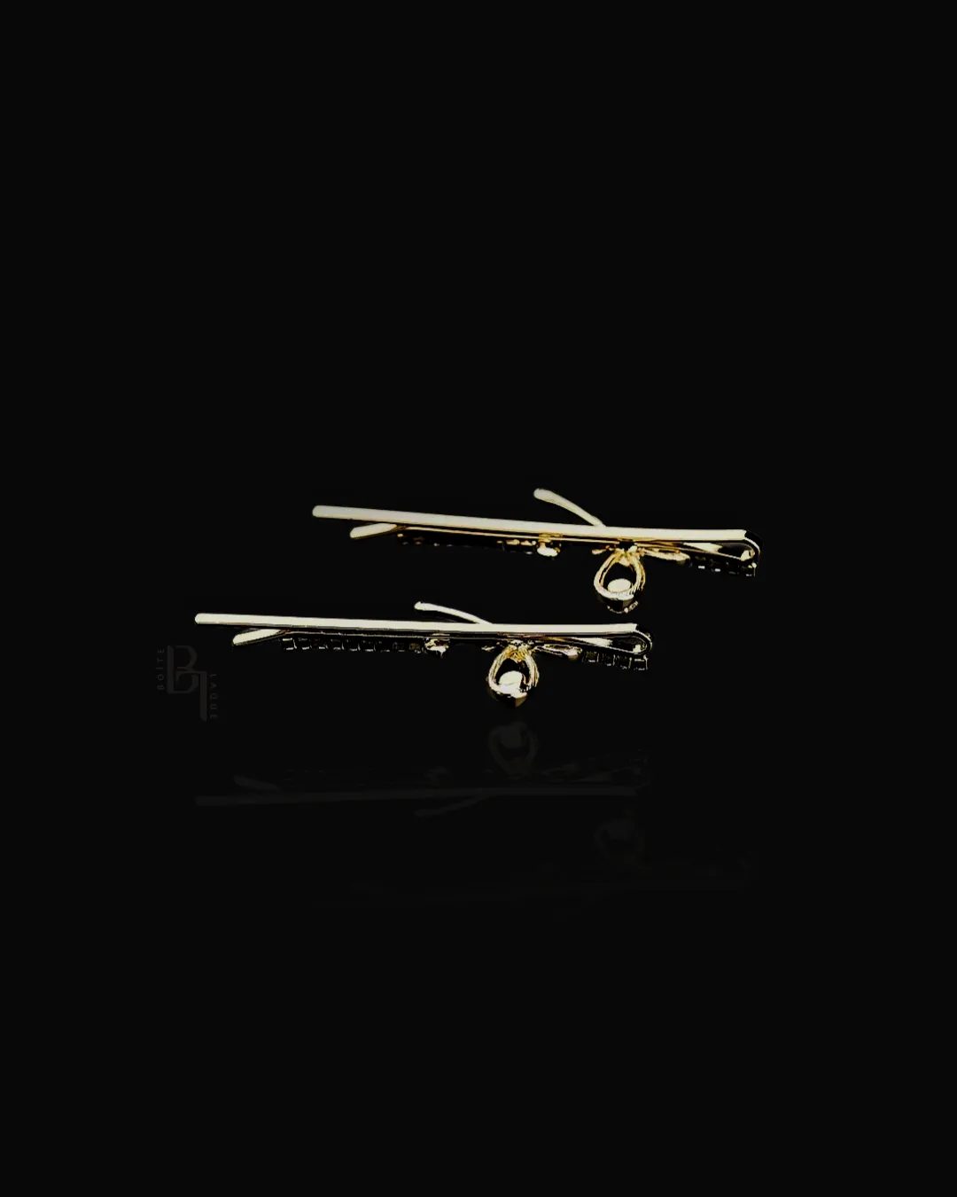 Elegant Knot 14K Gold Crystal Bobby Pin Set