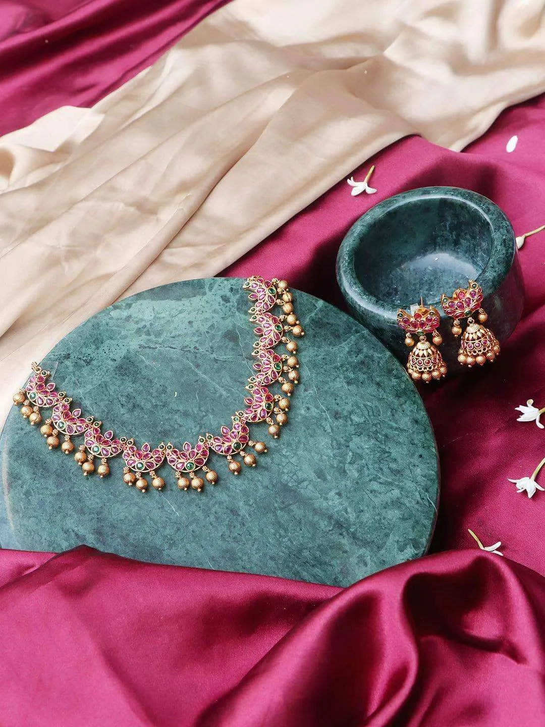 Halfmoon Kempu Necklace With Jhumka Earring Set