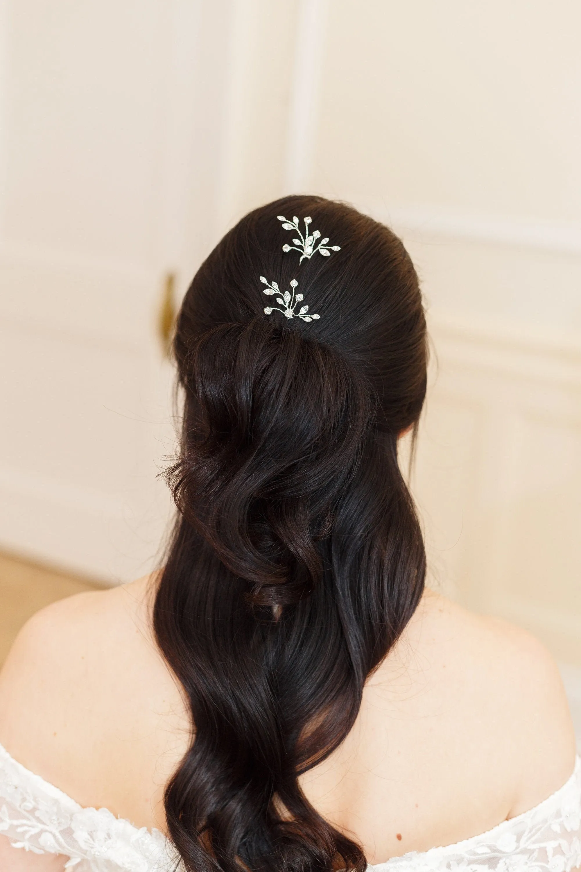 Layla Crystal Hairpin Set of 3