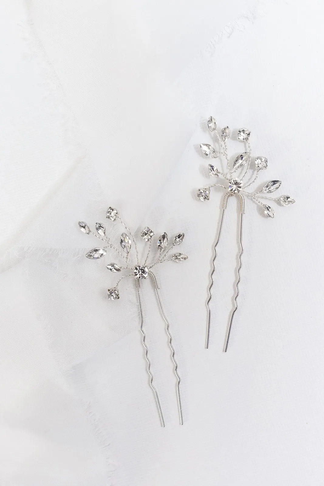 Layla Crystal Hairpin Set of 3