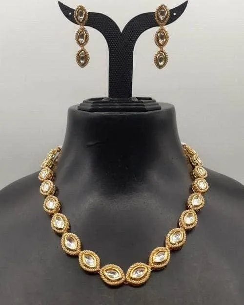 Meena Centre Kundan Simple Set