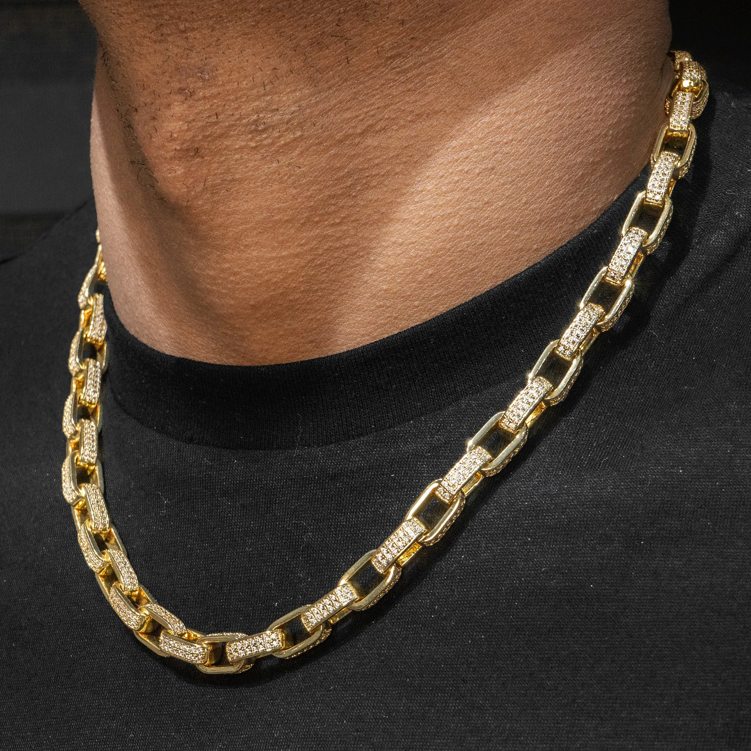 Mens Gold  Iced Out Hermes Link Chain